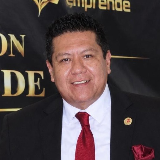 Dr. Zuriel Santiago Martínez